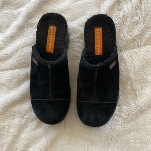 Rocket dog, black, slip on clogs